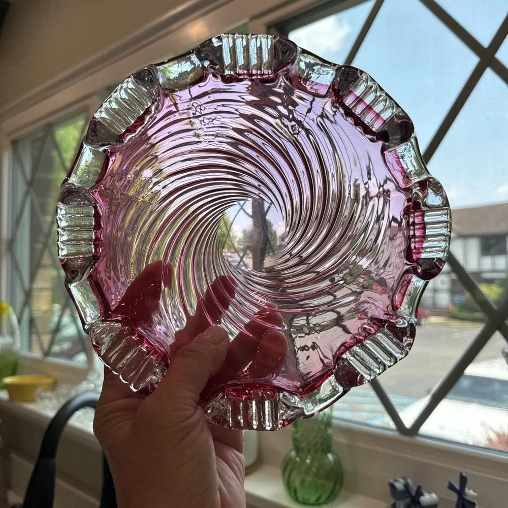 Chalet Canada Hand Made Candy Dish bowl Cranberry Swirl etched Vintage unmarked